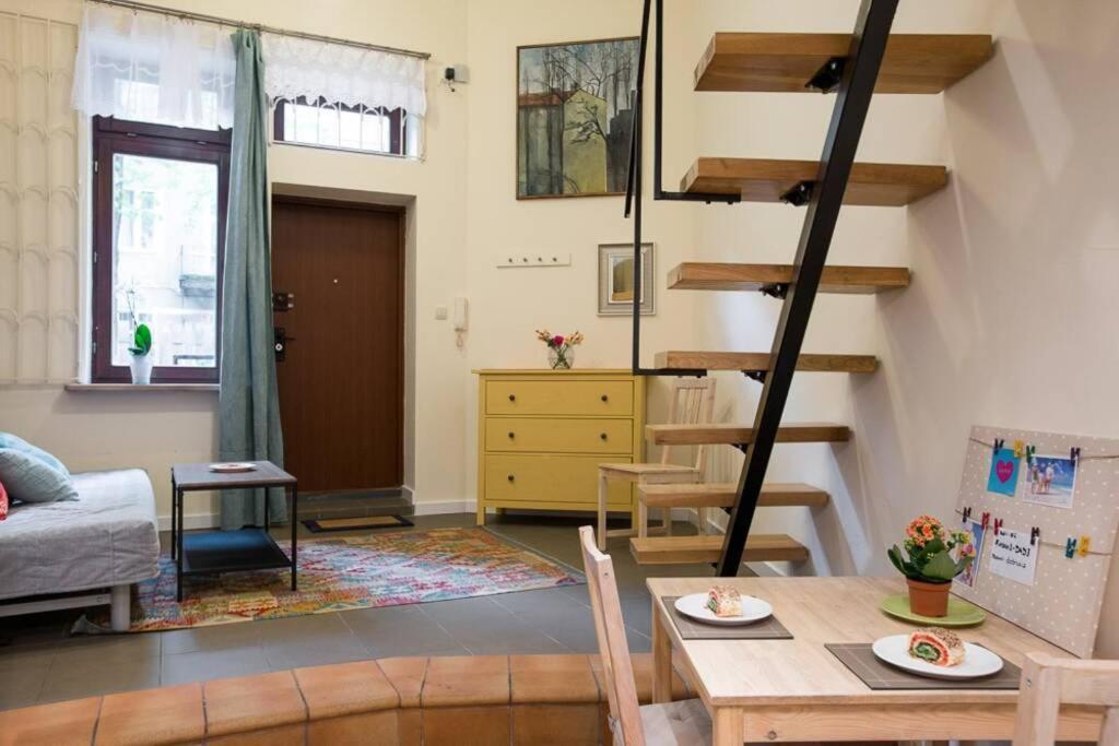 クラクフSupercute Mini House In The Centerアパートメント エクステリア 写真